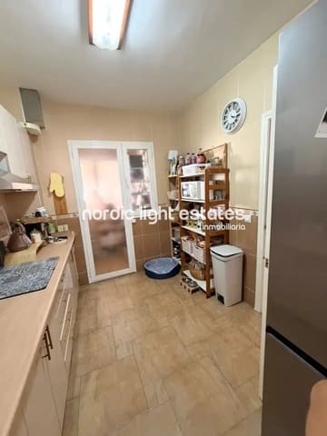 2 soverom Leilighet til salgs i Benalmadena Costa, Benalmádena med svømmebasseng garasje - € 390 000 (Ref: 10165507)
