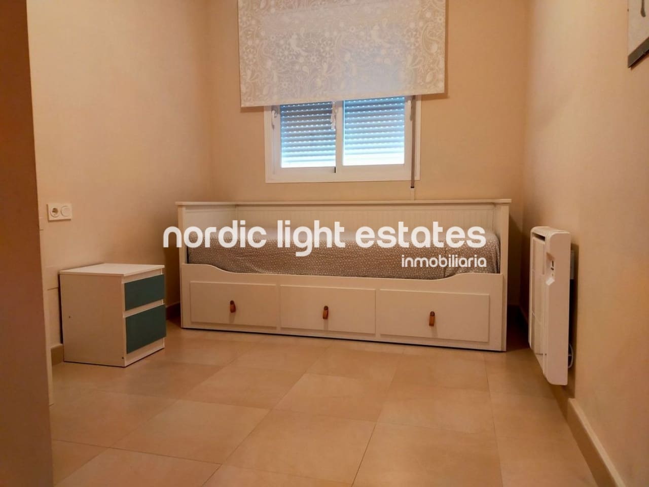 2 bedroom Flat for sale in Caleta de Velez with pool garage - € 298,000 (Ref: 10167273)