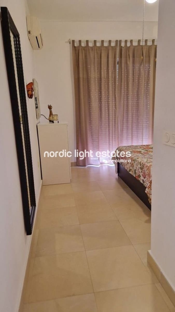 2 bedroom Flat for sale in Caleta de Velez with pool garage - € 298,000 (Ref: 10167273)