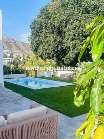 4 quarto Moradia para venda em Benalmádena pueblo, Benalmádena com piscina garagem - 1 350 000 € (Ref: 10167274)