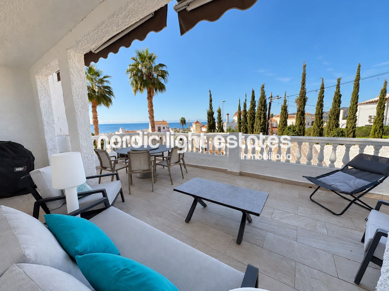 4 soveværelse Villa til salg i Nerja med swimmingpool garage - € 1.325.000 (Ref: 10172465)