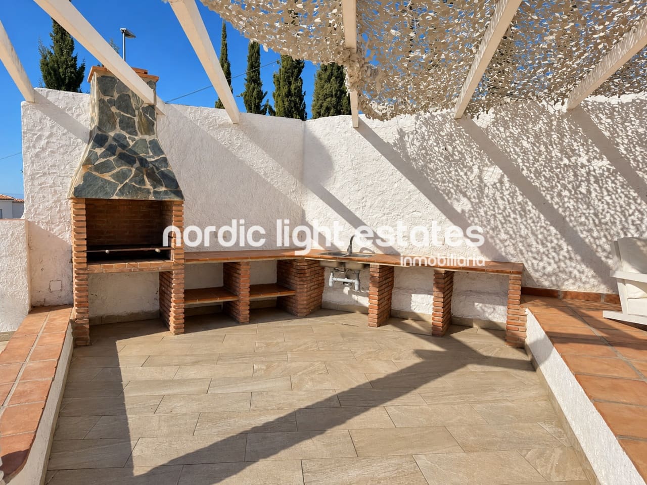 4 soveværelse Villa til salg i Nerja med swimmingpool garage - € 1.325.000 (Ref: 10172465)