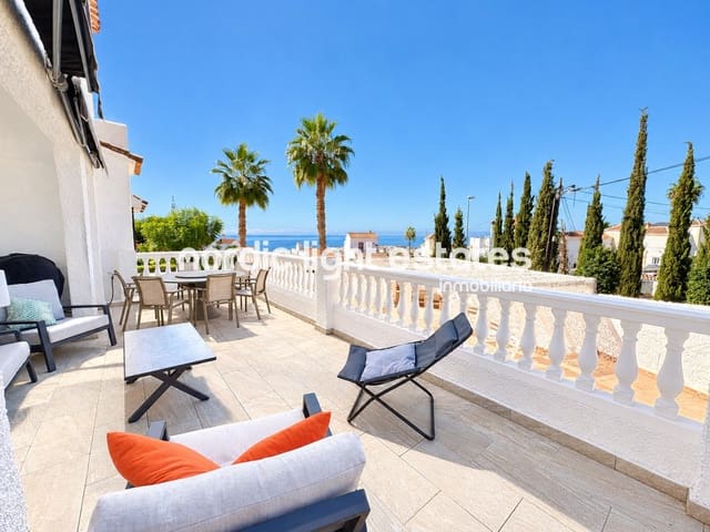 4 soverom Villa til salgs i Nerja med svømmebasseng garasje - € 1 325 000 (Ref: 10172465)