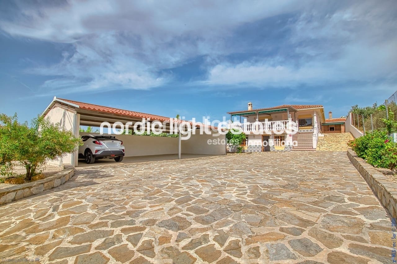 4 soverom Finca/Herregård til salgs i Periana med svømmebasseng garasje - € 440 000 (Ref: 10172466)