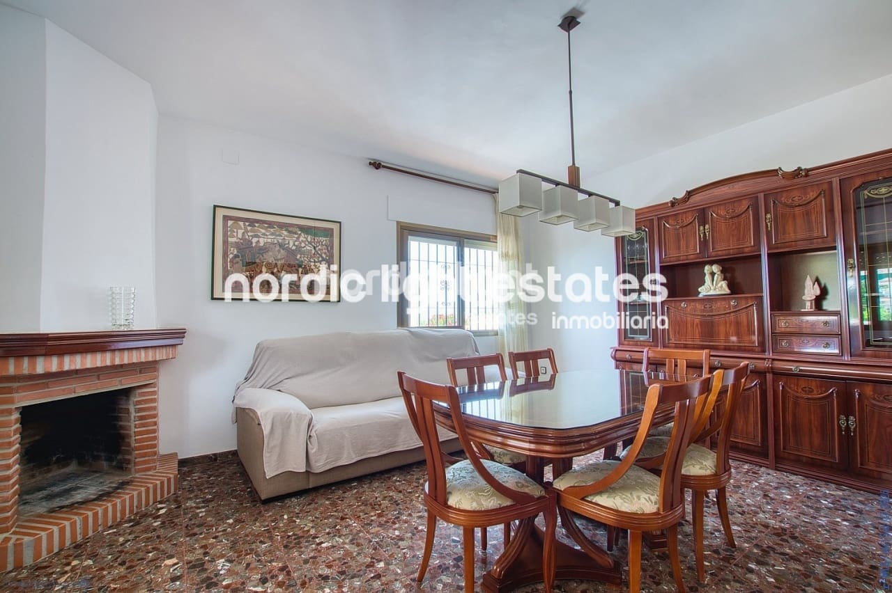 4 soverom Finca/Herregård til salgs i Periana med svømmebasseng garasje - € 440 000 (Ref: 10172466)