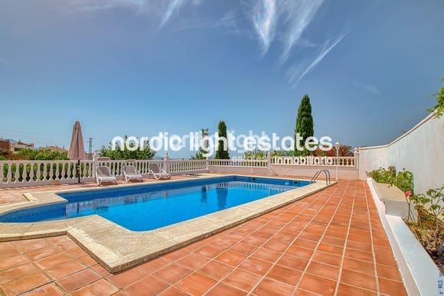4 soverom Finca/Herregård til salgs i Periana med svømmebasseng garasje - € 440 000 (Ref: 10172466)