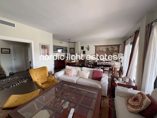 5 Zimmer Villa zu verkaufen in Málaga Stadt mit Pool Garage - 1.890.000 € (Ref: 10181862)