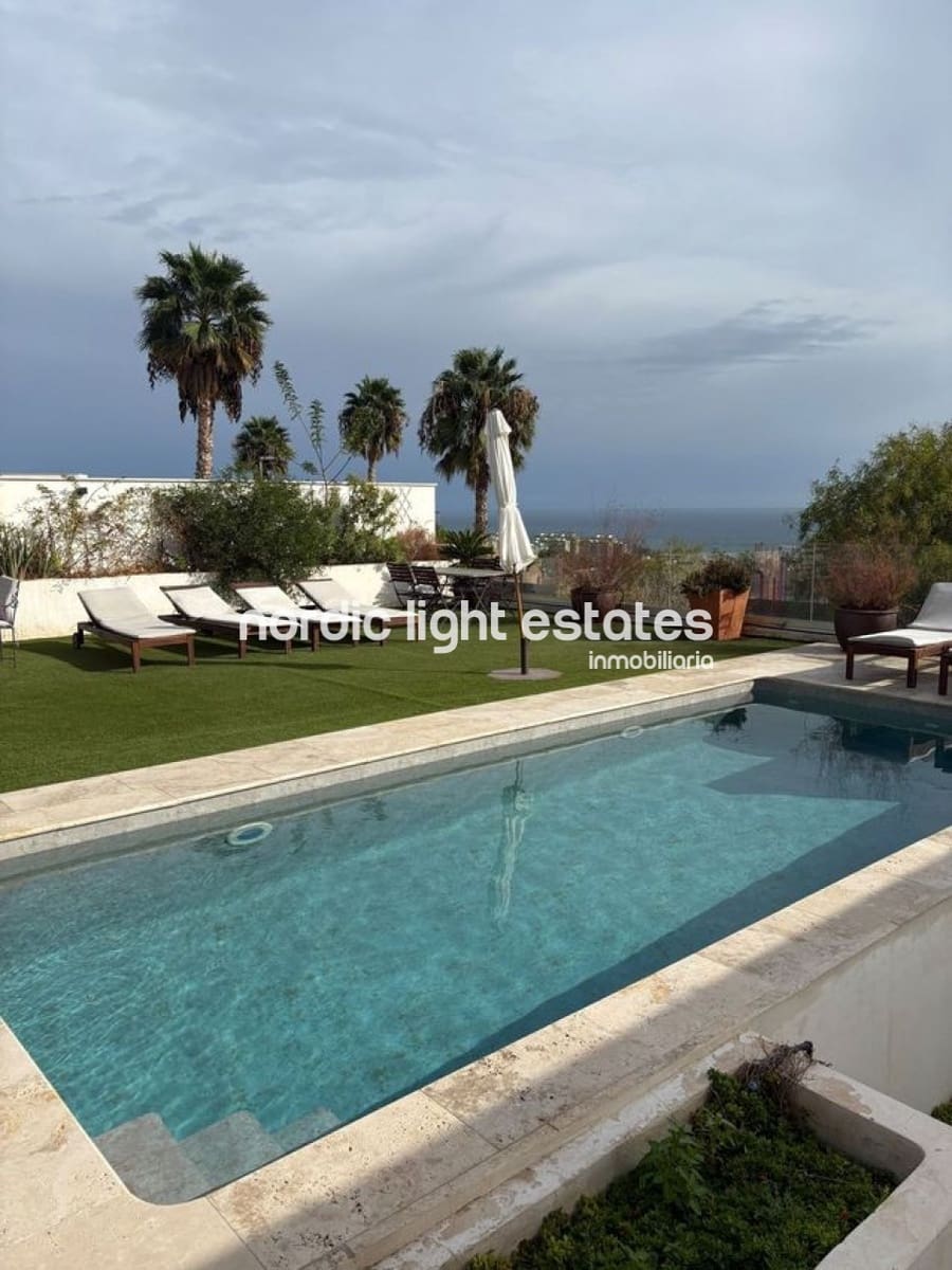 5 Zimmer Villa zu verkaufen in Malaga Stadt mit Pool Garage - 1.890.000 € (Ref: 10181862)