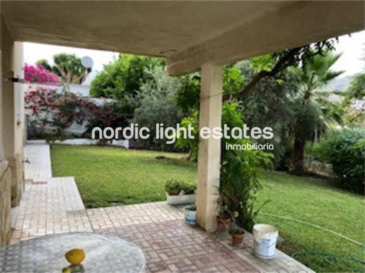 6 bedroom Villa for sale in Nerja with pool garage - € 690,000 (Ref: 5711912)