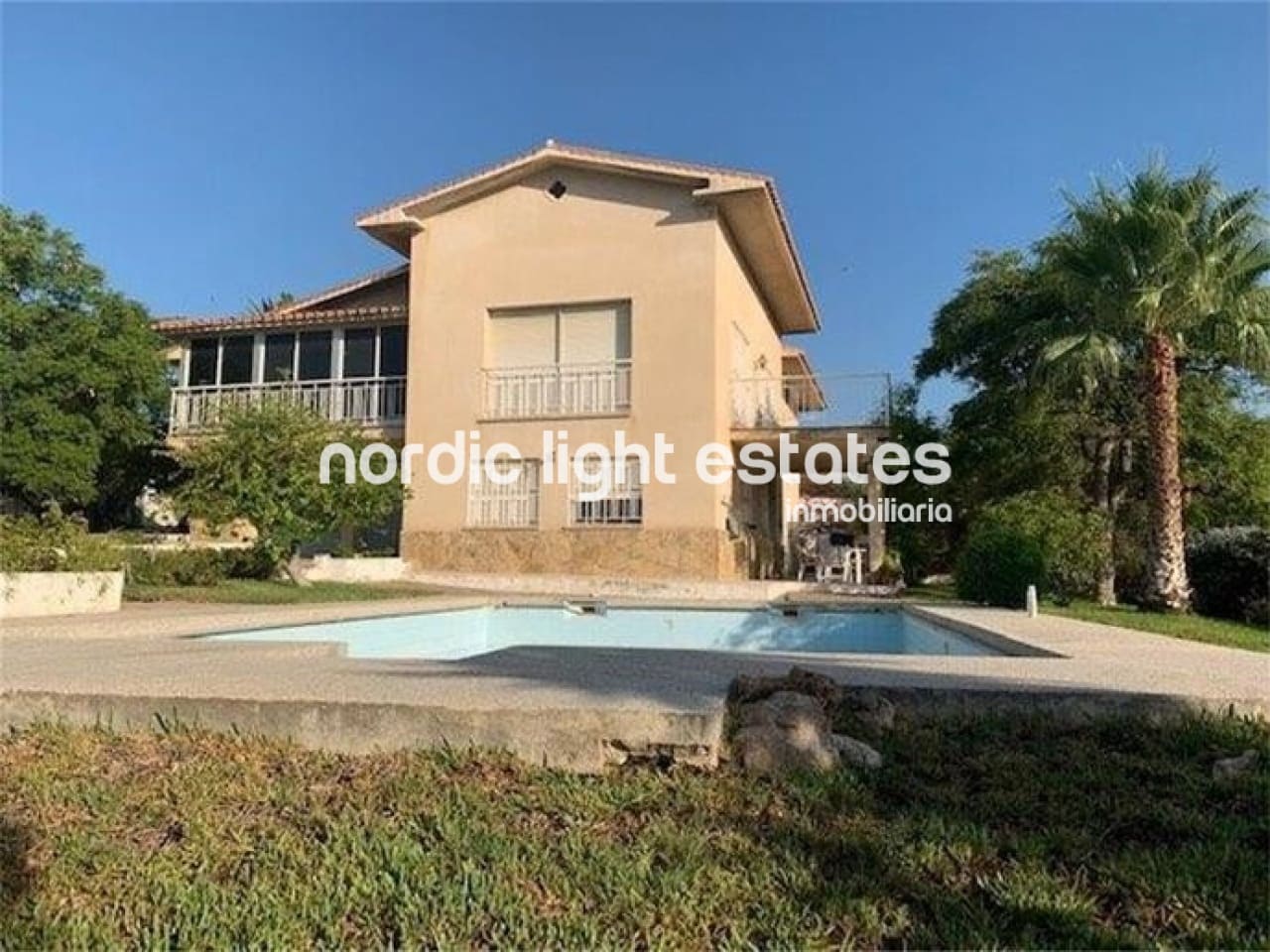 6 bedroom Villa for sale in Nerja with pool garage - € 690,000 (Ref: 5711912)