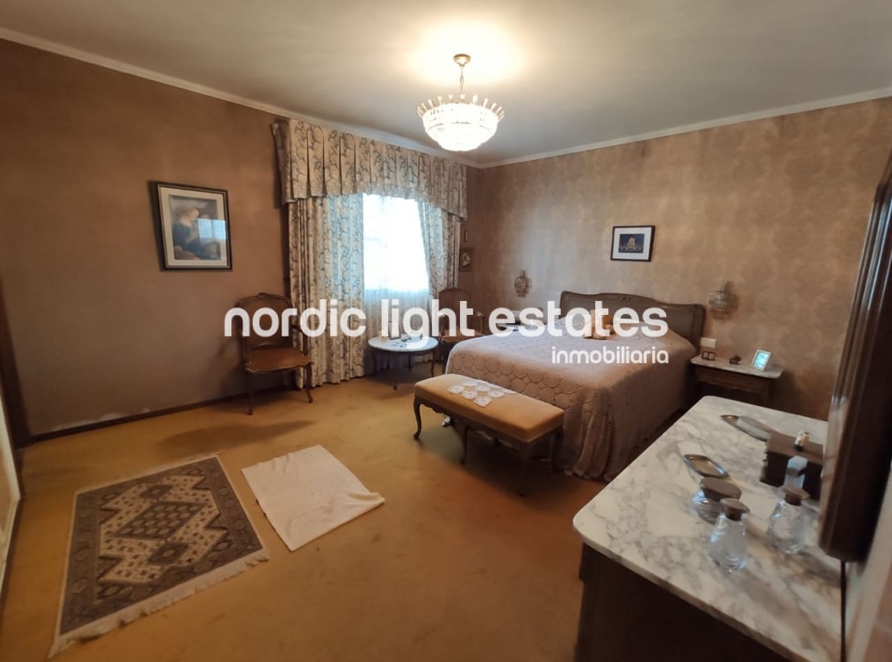 6 bedroom Villa for sale in Nerja with pool garage - € 690,000 (Ref: 5711912)