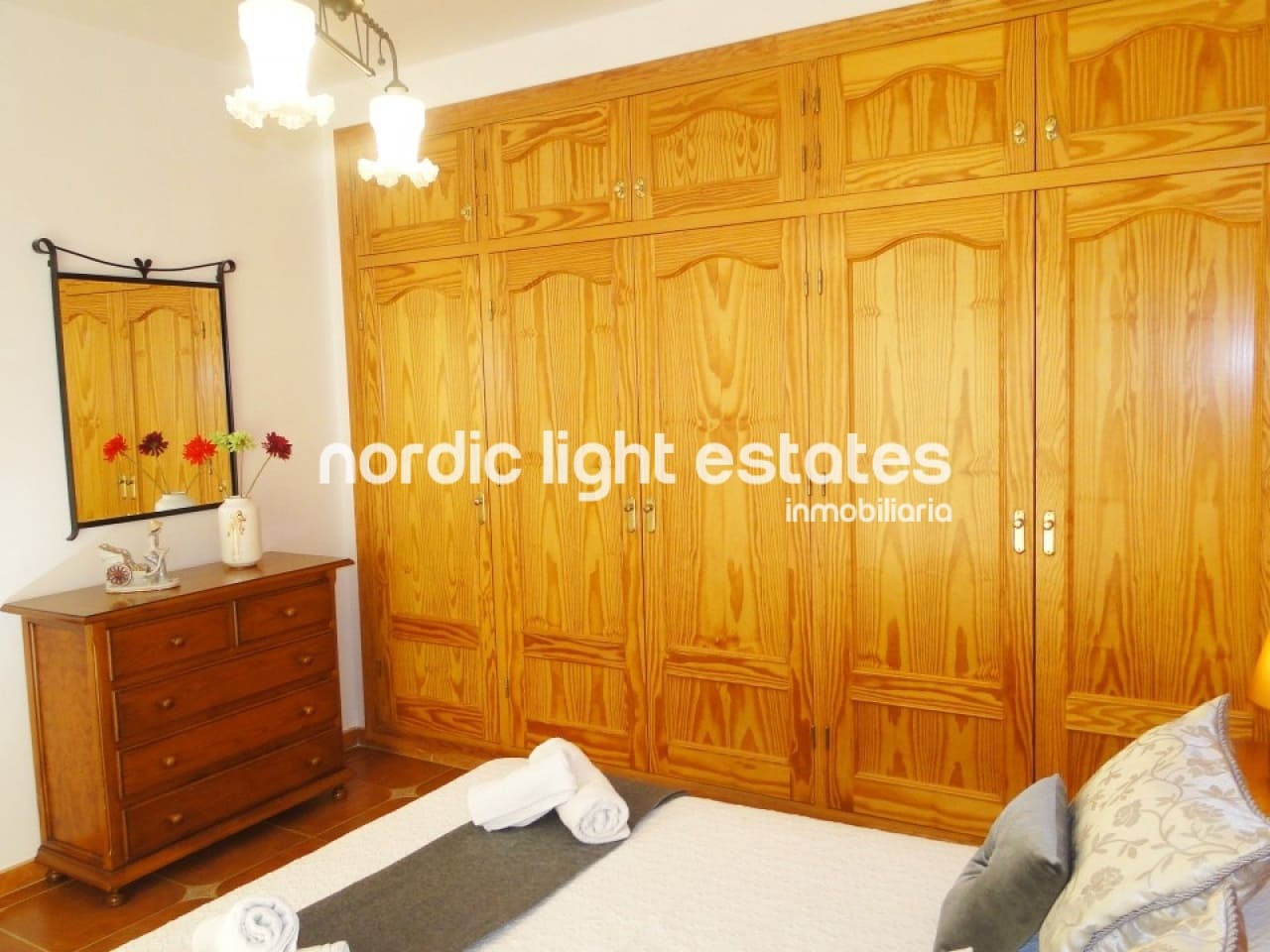 3 soveværelse Villa til leje i Frigiliana med swimmingpool garage - € 1.500 (Ref: 5718165)