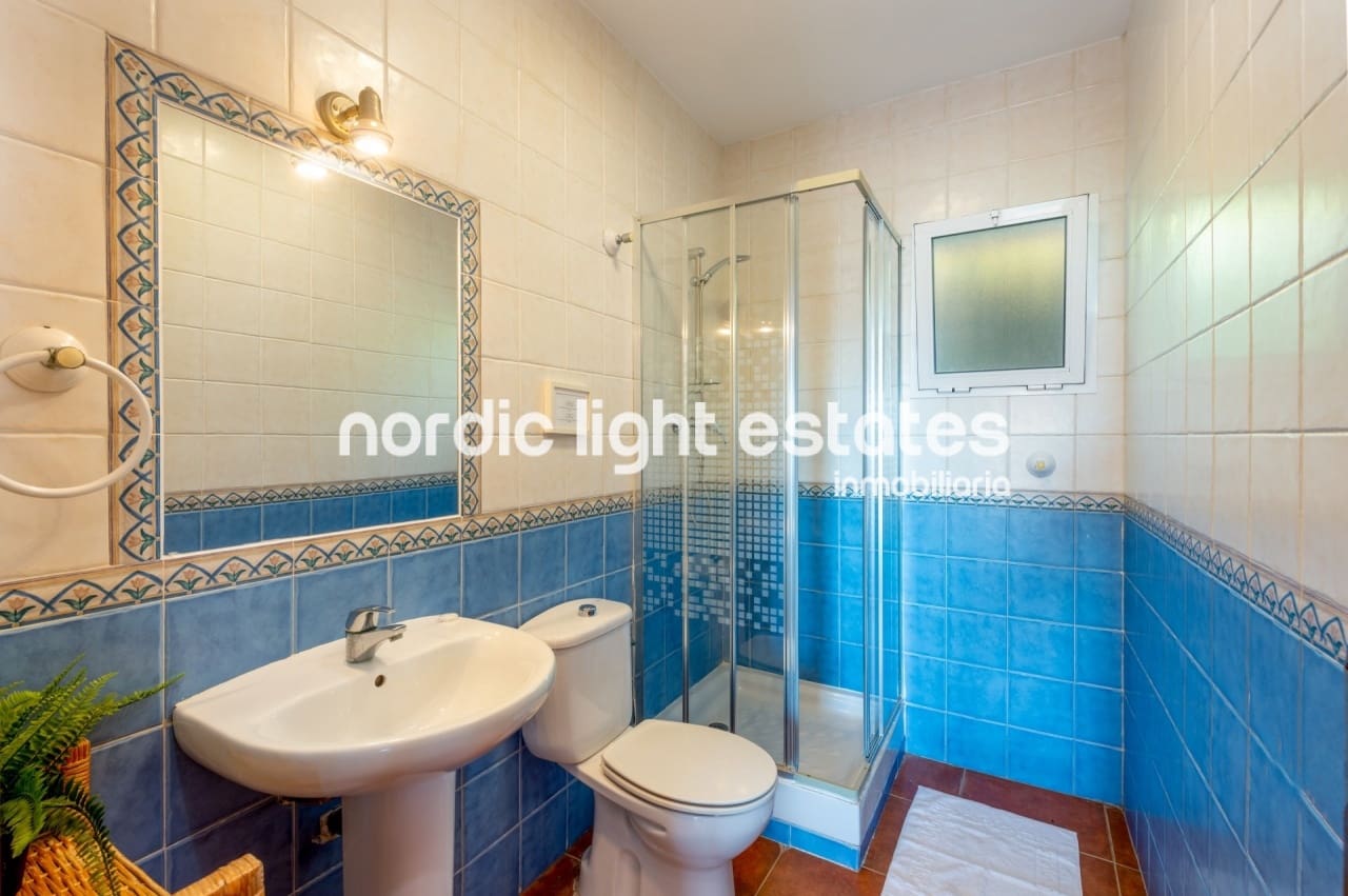 3 soveværelse Villa til leje i Frigiliana med swimmingpool garage - € 1.500 (Ref: 5718165)