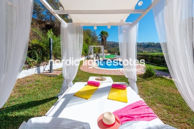 3 bedroom Villa for rent in Frigiliana with pool garage - € 1,500 (Ref: 5718165)