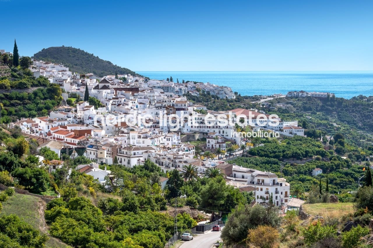 3 soveværelse Villa til leje i Frigiliana med swimmingpool garage - € 1.500 (Ref: 5718165)