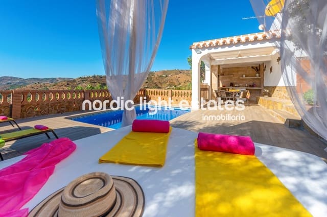 3 makuuhuone Huvila vuokrattavana paikassa Frigiliana mukana uima-altaan 
autotalli - 1 350 € (Ref: 5718166)