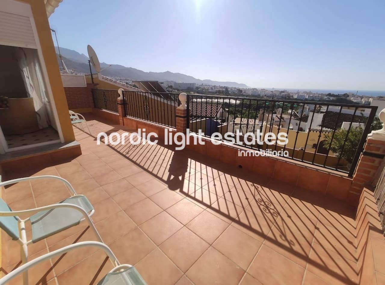 4 soverom Villa til leie i Nerja med svømmebasseng garasje - € 1 800 (Ref: 5718169)