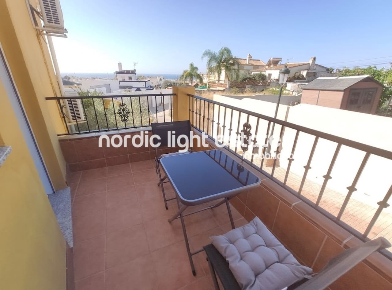 4 soverom Villa til leie i Nerja med svømmebasseng garasje - € 1 800 (Ref: 5718169)