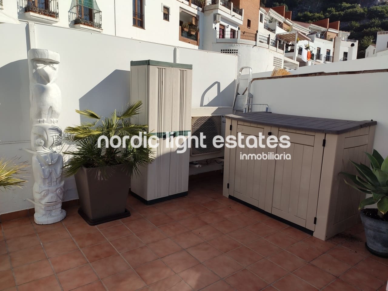 3 sypialnia Penthouse do wynajęcia w Frigiliana z basenem - 1 400 € (Ref: 5807931)