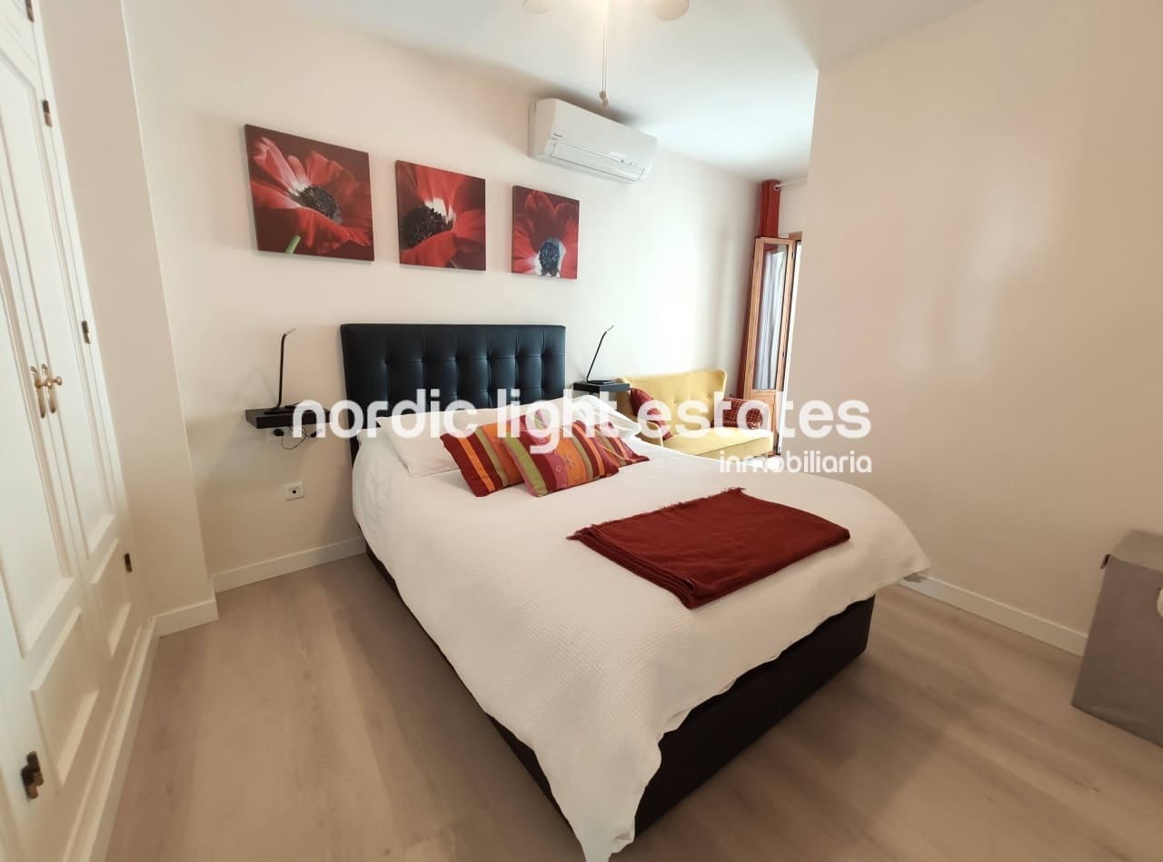 3 sypialnia Penthouse do wynajęcia w Frigiliana z basenem - 1 400 € (Ref: 5807931)