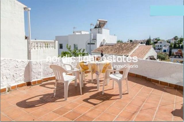 1 bedroom Apartment for rent in Nerja with pool - € 850 (Ref: 5903946)