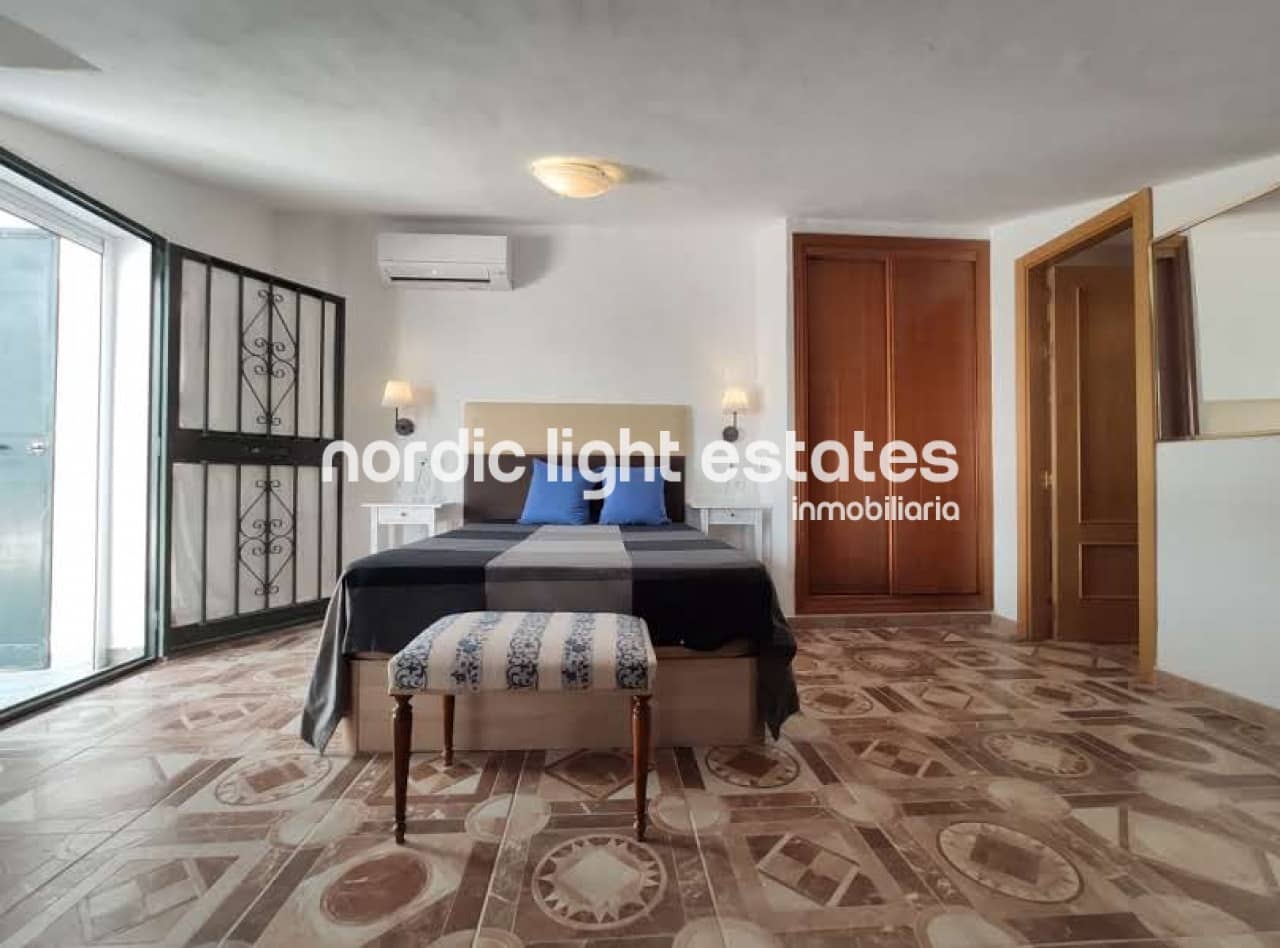 3 sypialnia Finka/Dom wiejski do wynajęcia w Frigiliana z basenem garażem - 1 500 € (Ref: 6923799)