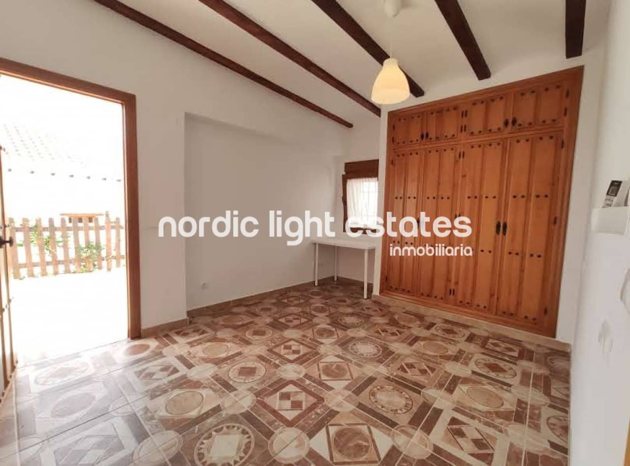 3 sypialnia Finka/Dom wiejski do wynajęcia w Frigiliana z basenem garażem - 1 500 € (Ref: 6923799)