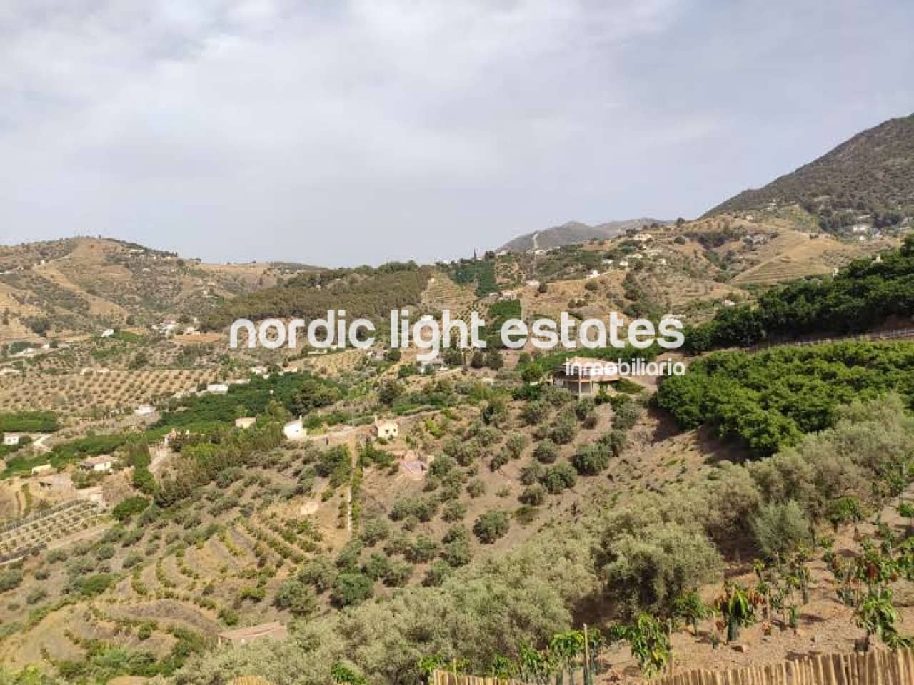 3 sypialnia Finka/Dom wiejski do wynajęcia w Frigiliana z basenem garażem - 1 500 € (Ref: 6923799)