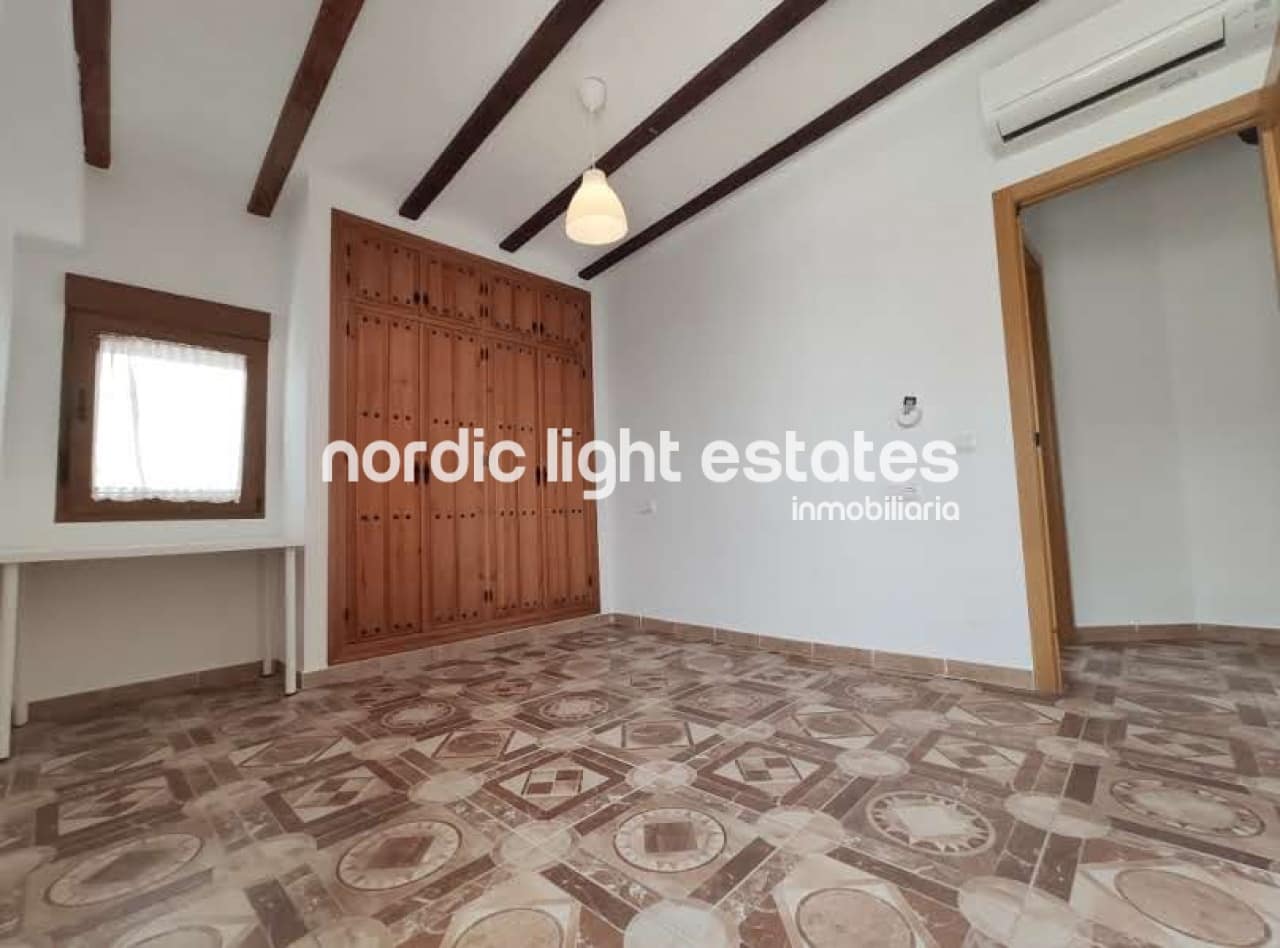 3 sypialnia Finka/Dom wiejski do wynajęcia w Frigiliana z basenem garażem - 1 500 € (Ref: 6923799)