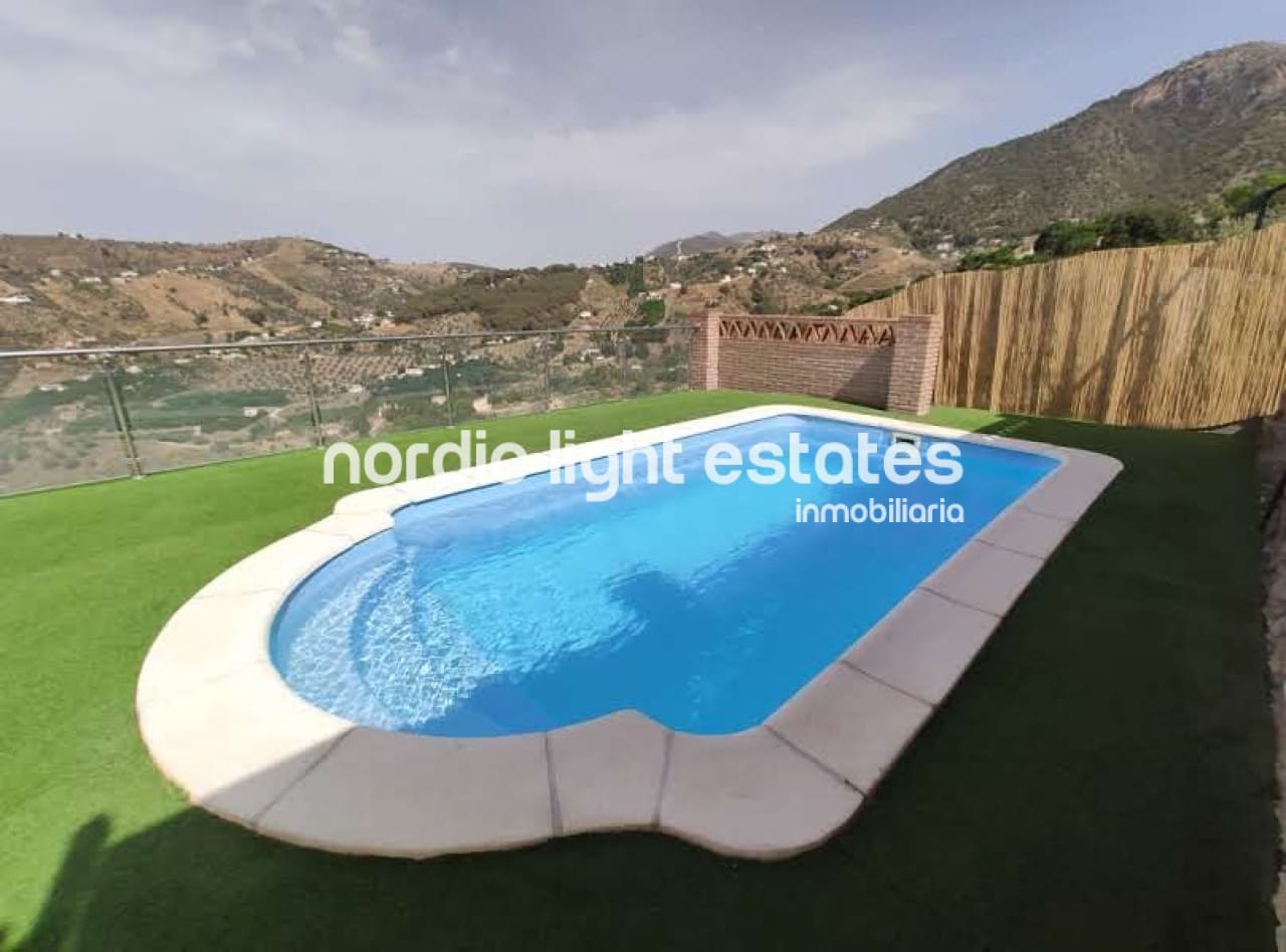 3 sypialnia Finka/Dom wiejski do wynajęcia w Frigiliana z basenem garażem - 1 500 € (Ref: 6923799)