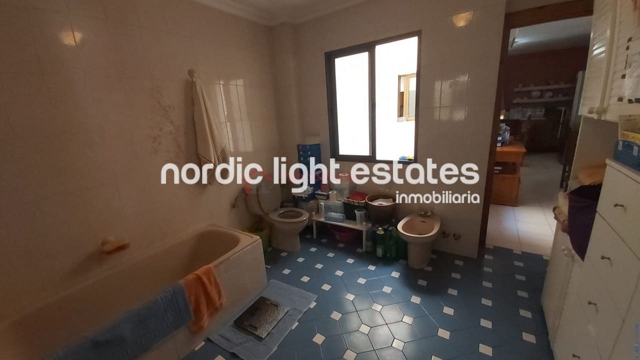 6 quarto Moradia Geminada para venda em Nerja com garagem - 693 000 € (Ref: 7167718)