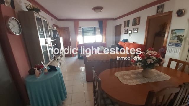 6 quarto Moradia Geminada para venda em Nerja com garagem - 693 000 € (Ref: 7167718)