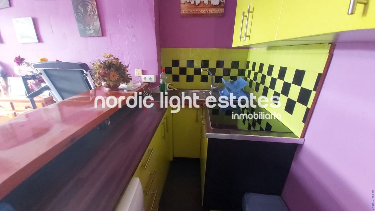 6 quarto Moradia Geminada para venda em Nerja com garagem - 693 000 € (Ref: 7167718)