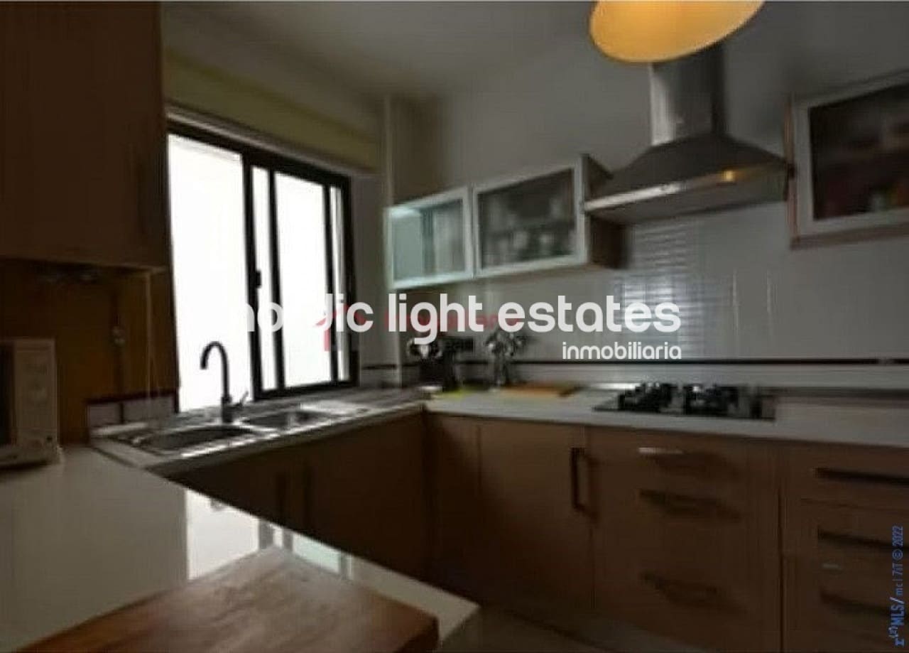 6 quarto Moradia Geminada para venda em Nerja com garagem - 693 000 € (Ref: 7167718)