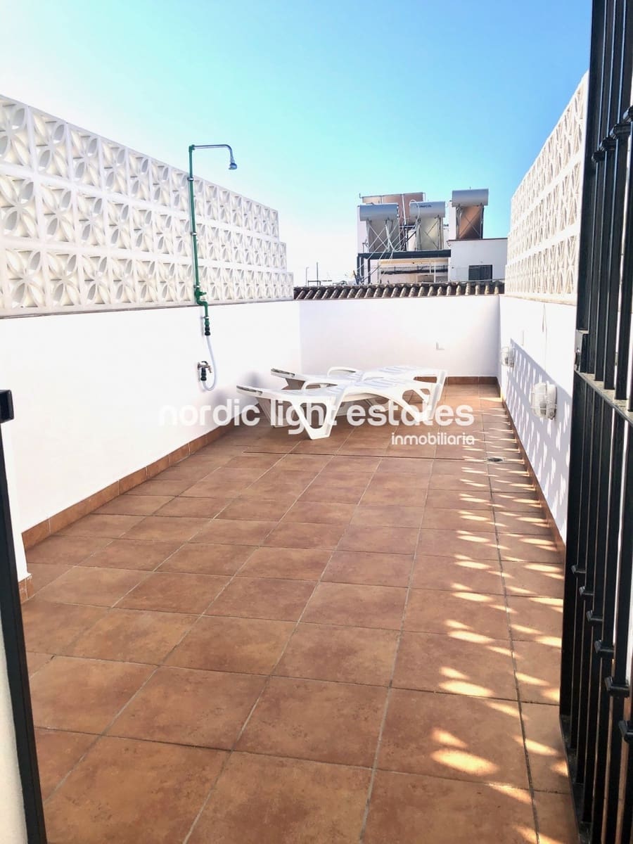2 bedroom Flat for rent in Nerja with garage - € 725 (Ref: 7301372)