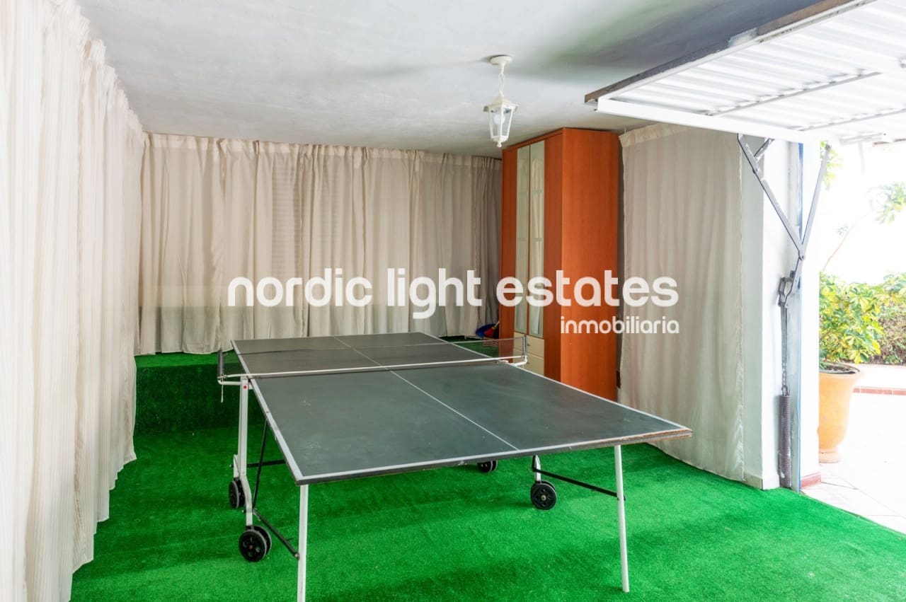 4 makuuhuone Huvila vuokrattavana paikassa Frigiliana mukana uima-altaan - 2 000 € (Ref: 7589835)