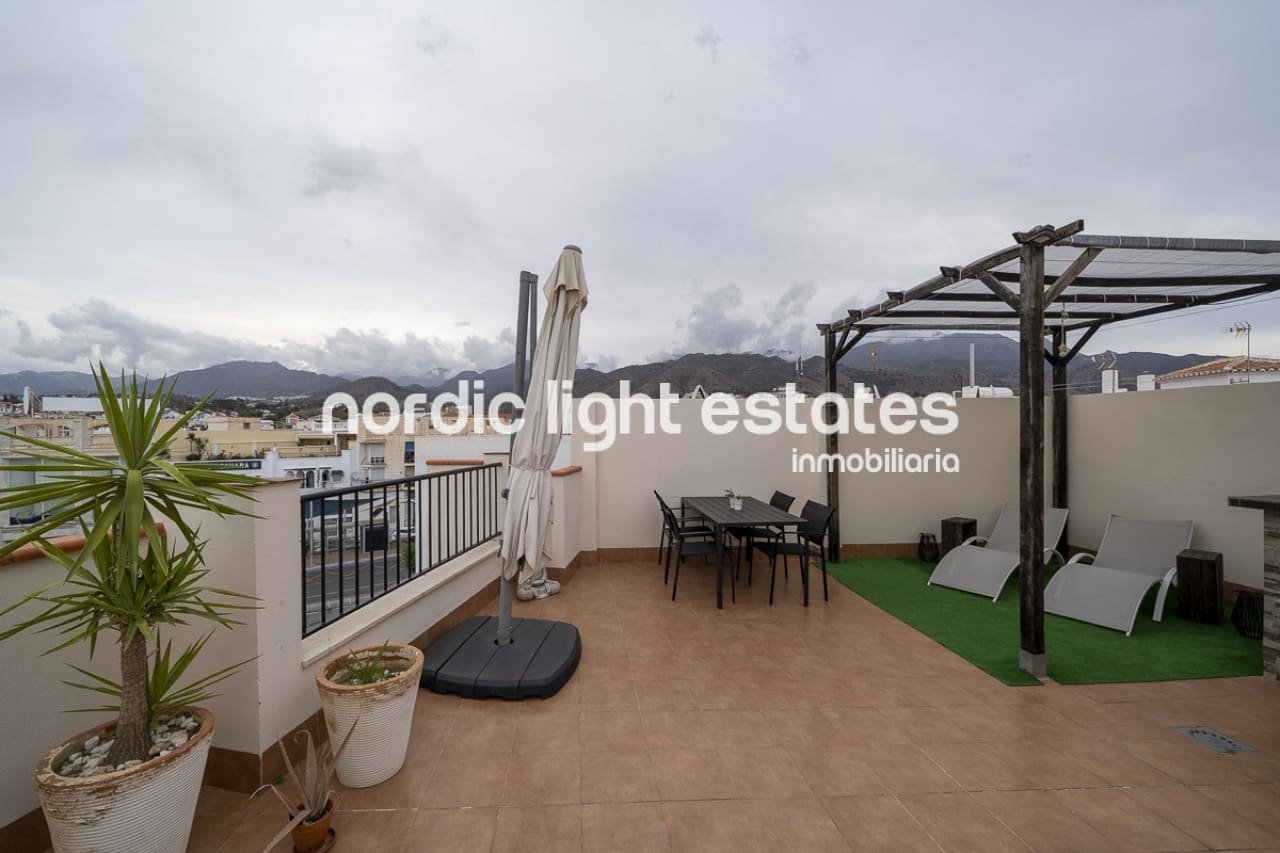 2 soveværelse Lejlighed til salg i Nerja - € 280.000 (Ref: 7695371)