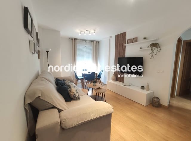 2 makuuhuone Huoneisto myytävänä paikassa Centro, Nerja - 280 000 € (Ref: 7695371)