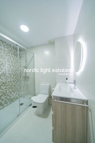 2 soverom Leilighet til leie i Burriana, Nerja med svømmebasseng - € 950 (Ref: 7795619)