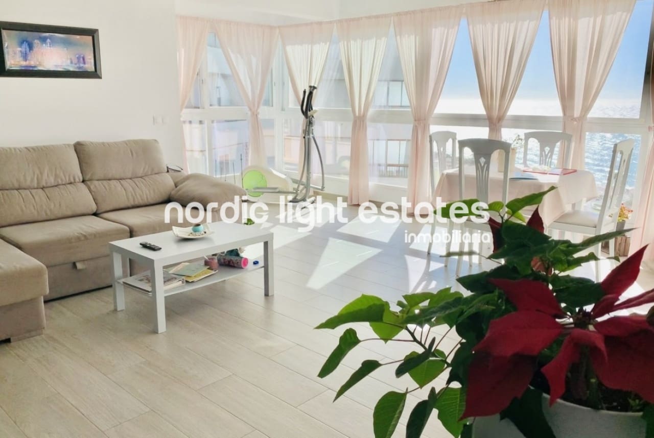 2 Zimmer Apartment zu verkaufen in Torrox-Costa mit Pool - 283.000 € (Ref: 7795621)