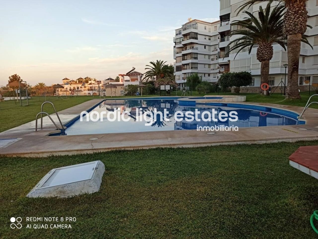 2 Zimmer Apartment zu verkaufen in Torrox-Costa mit Pool - 283.000 € (Ref: 7795621)