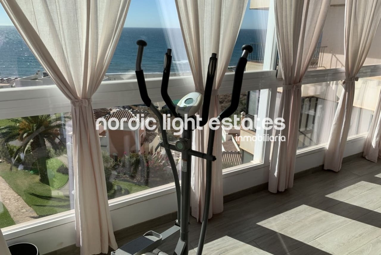 2 Zimmer Apartment zu verkaufen in Torrox-Costa mit Pool - 283.000 € (Ref: 7795621)