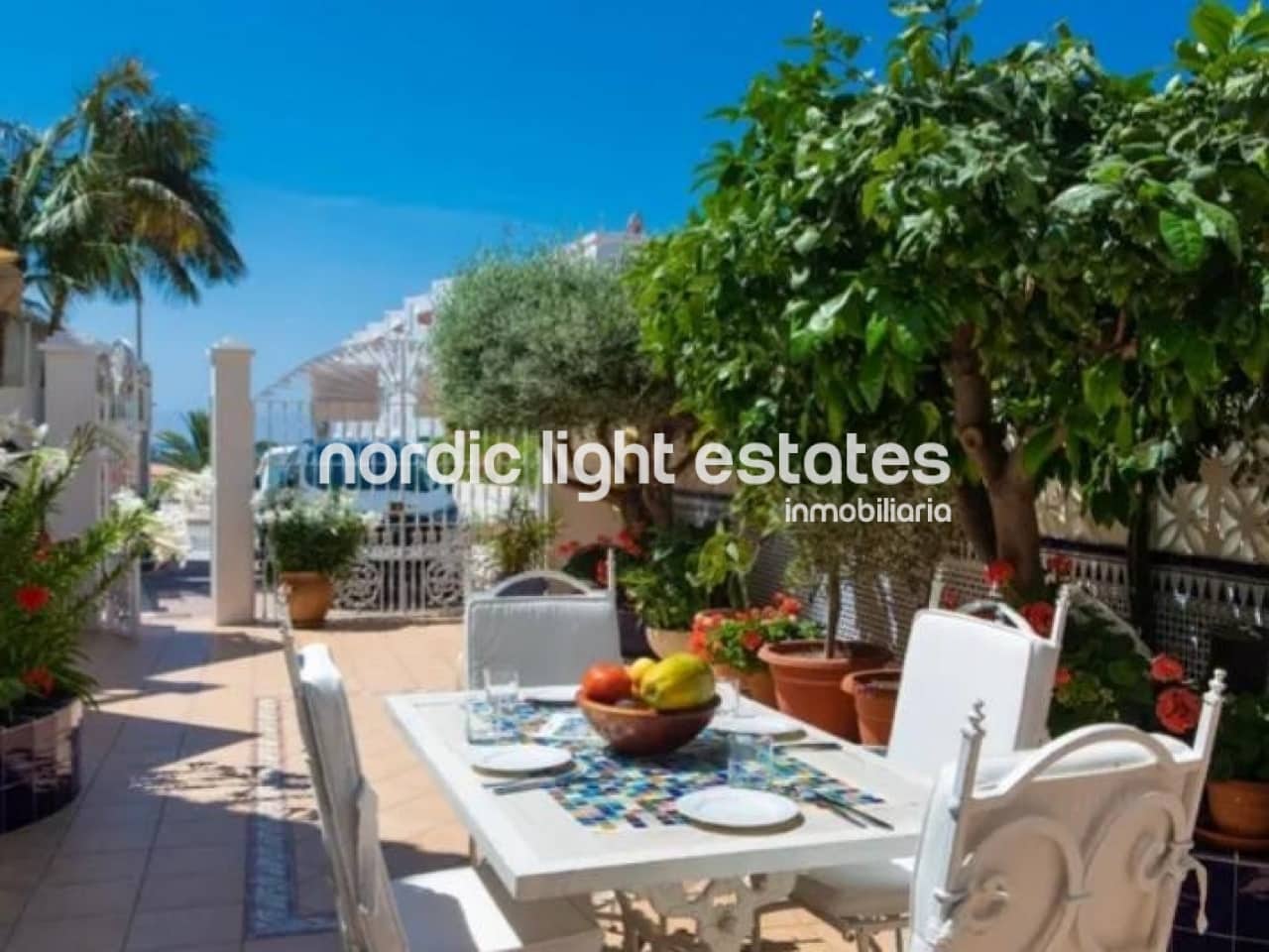 3 camera da letto Villetta Bifamiliare in vendita in Nerja con garage - 749.000 € (Rif: 7879401)