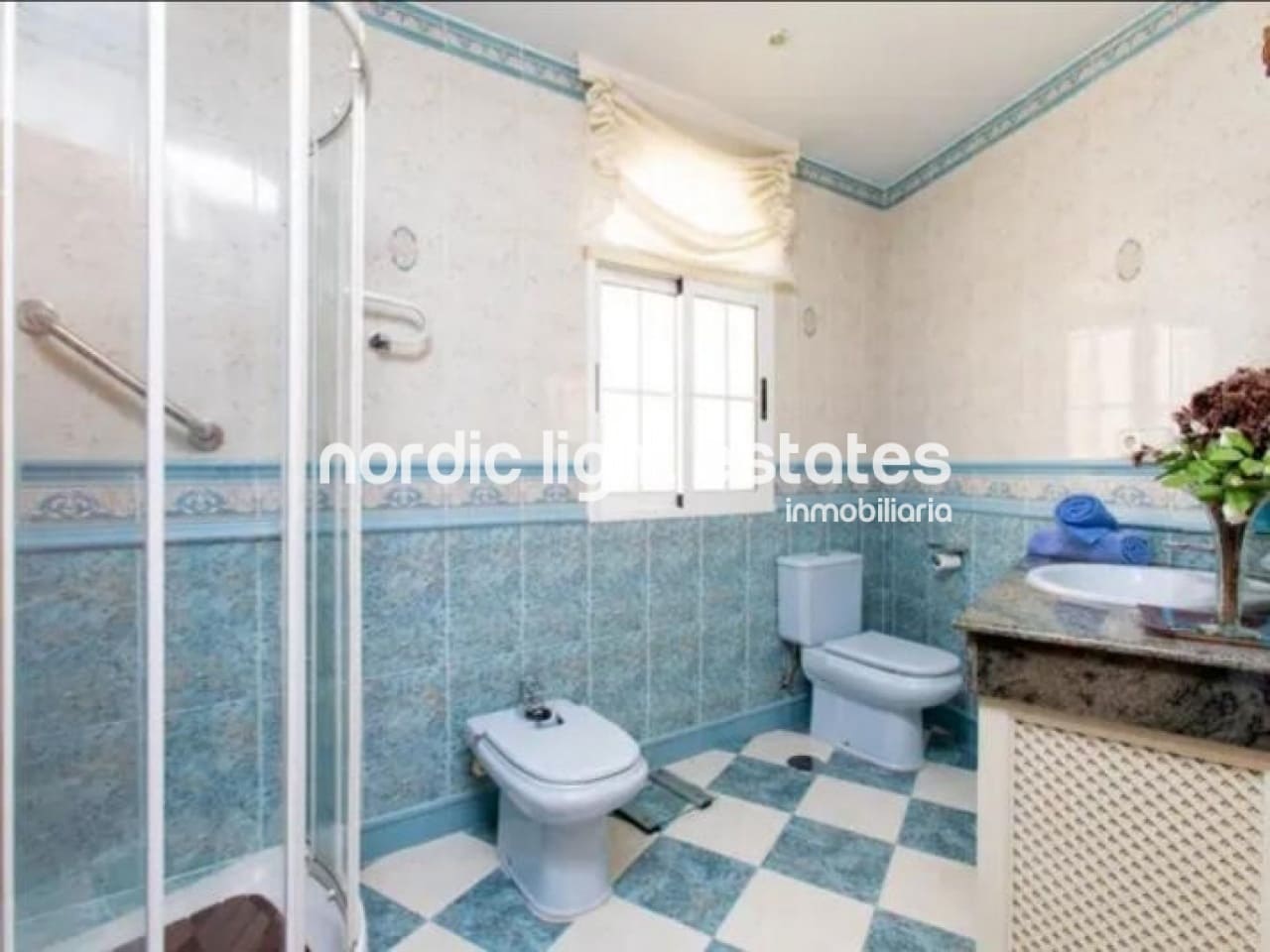 3 camera da letto Villetta Bifamiliare in vendita in Nerja con garage - 749.000 € (Rif: 7879401)