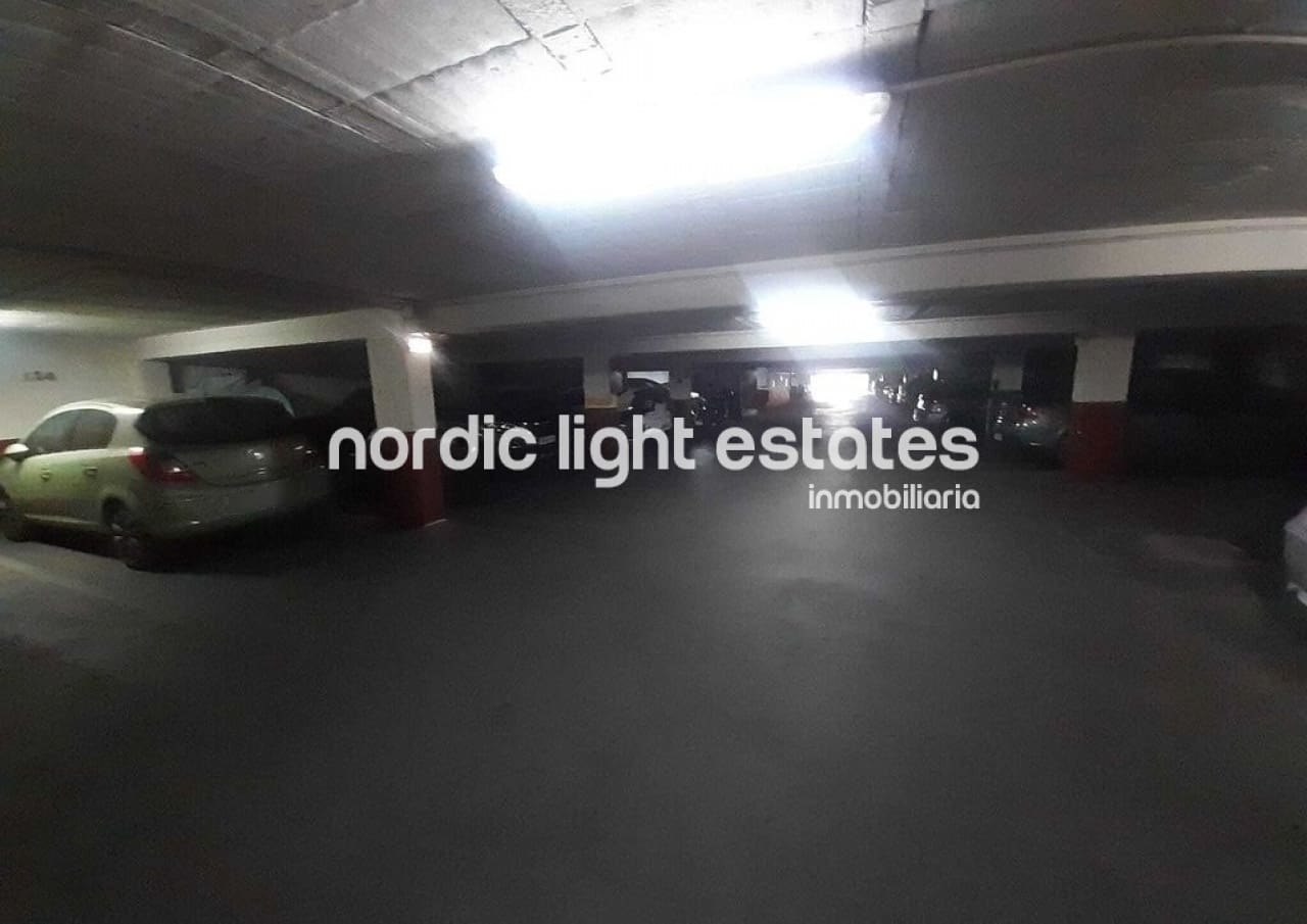 Garage til salg i Malaga by - € 24.000 (Ref: 8123914)