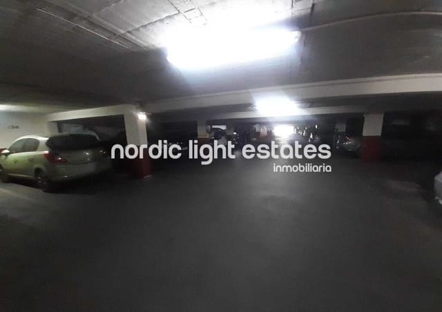 Garage til salg i Ciudad Jardín, Málaga by - € 24.000 (Ref: 8123914)