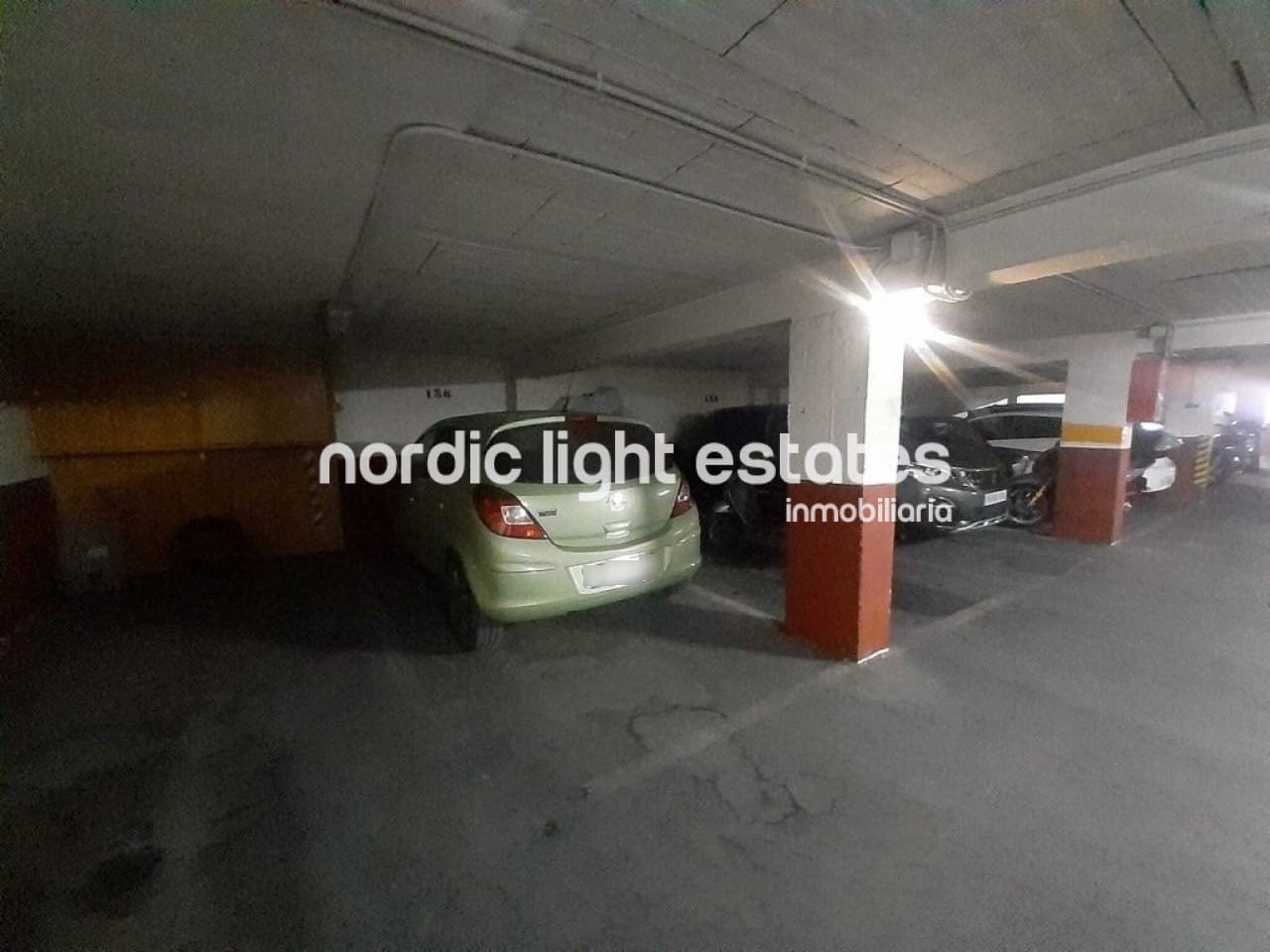 Garage til salg i Malaga by - € 24.000 (Ref: 8123914)