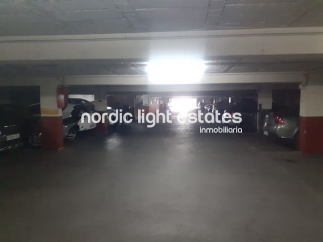 Garage til salg i Ciudad Jardín, Málaga by - € 24.000 (Ref: 8123914)