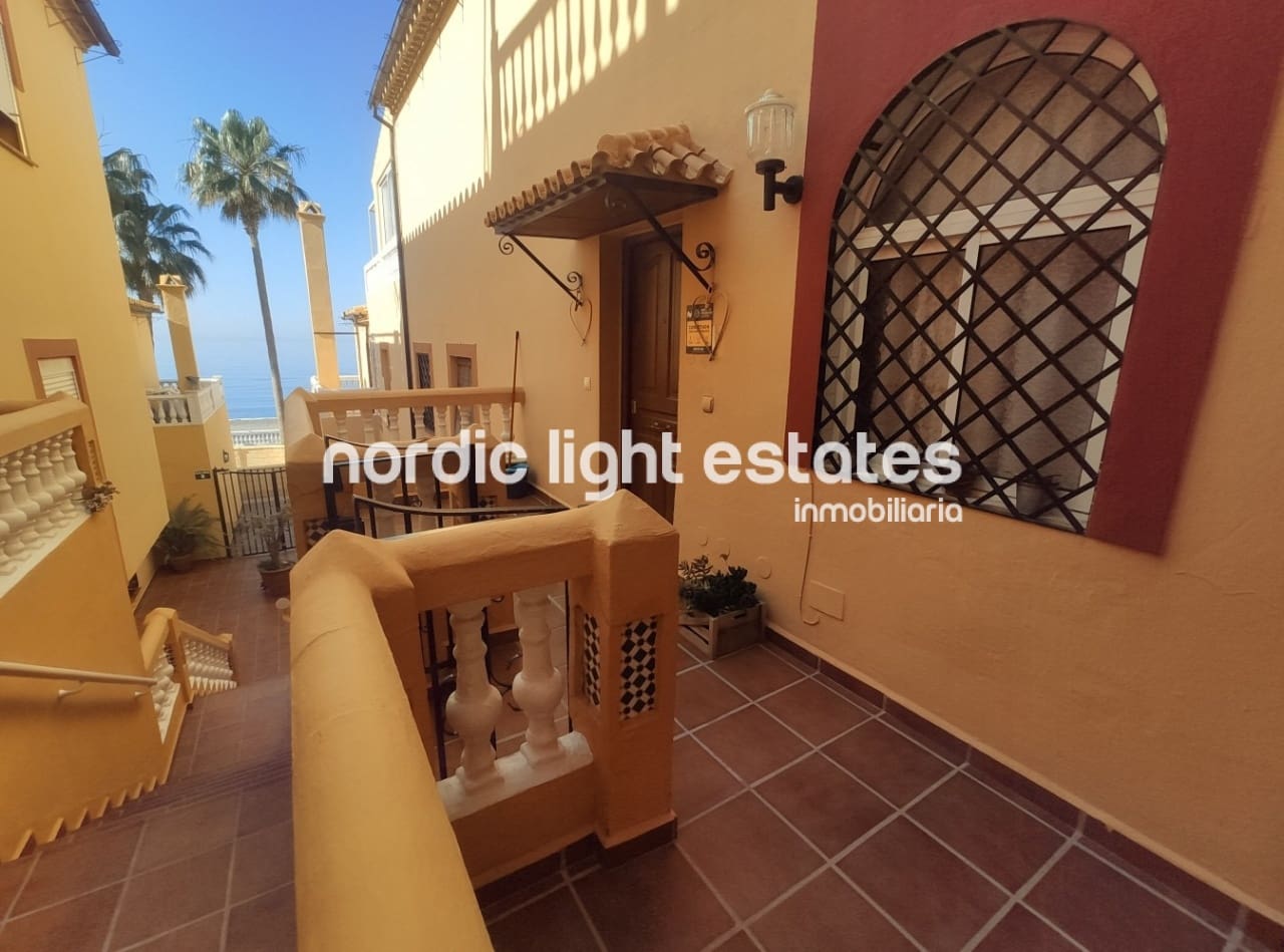 3 soveværelse Penthouse til salg i Torrox-Costa med garage - € 389.000 (Ref: 8225935)