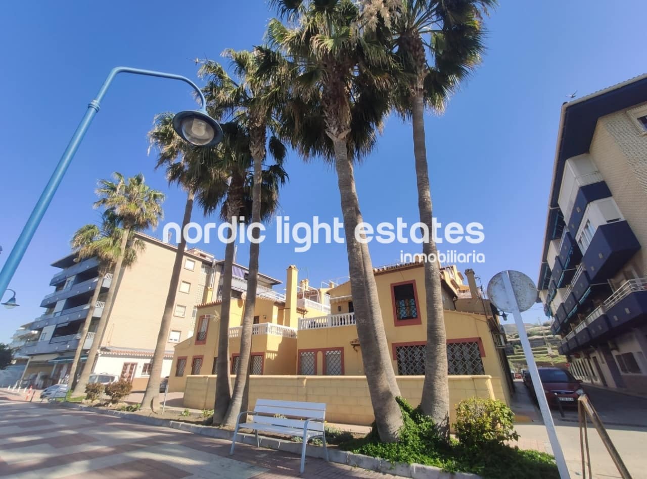 3 soveværelse Penthouse til salg i Torrox-Costa med garage - € 389.000 (Ref: 8225935)